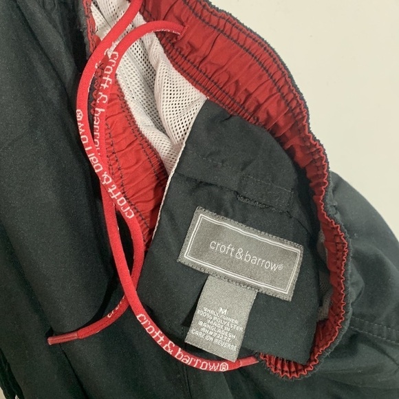 Croft and barrow black swim trunks men’s medium casual pool beach vacation - Picture 4 of 4